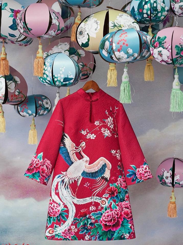 Váy Cách Tân Xuông Phượng Hoàng