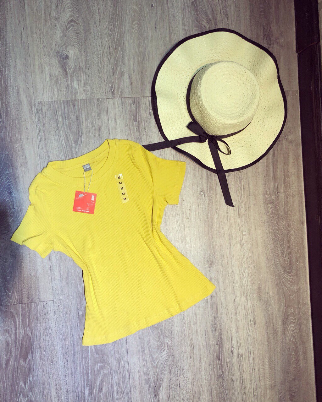 Áo Len Tăm Cộc Tay Uni