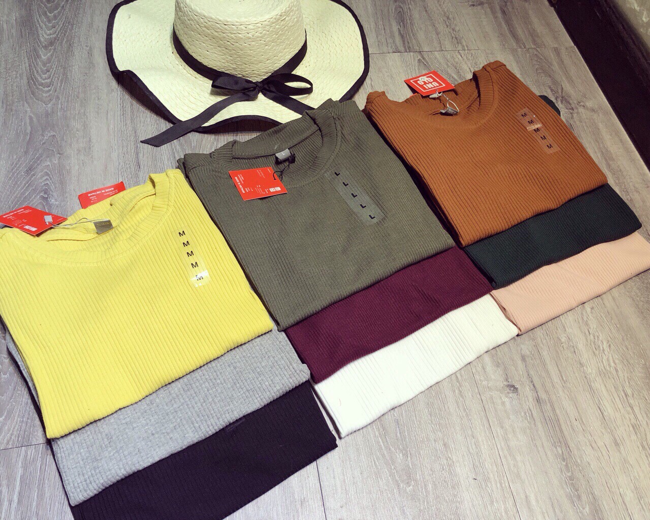 Áo Len Tăm Cộc Tay Uni