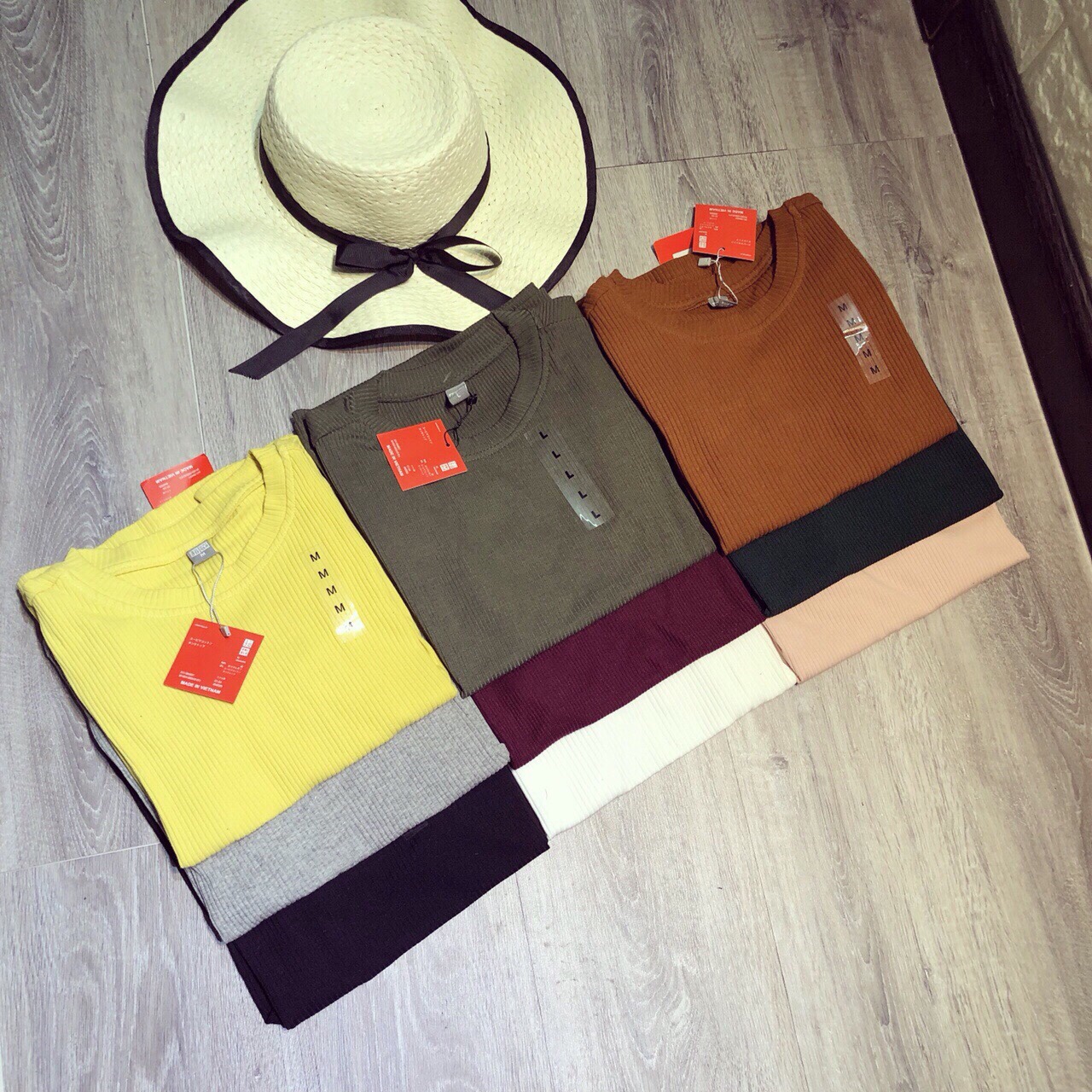 Áo Len Tăm Cộc Tay Uni