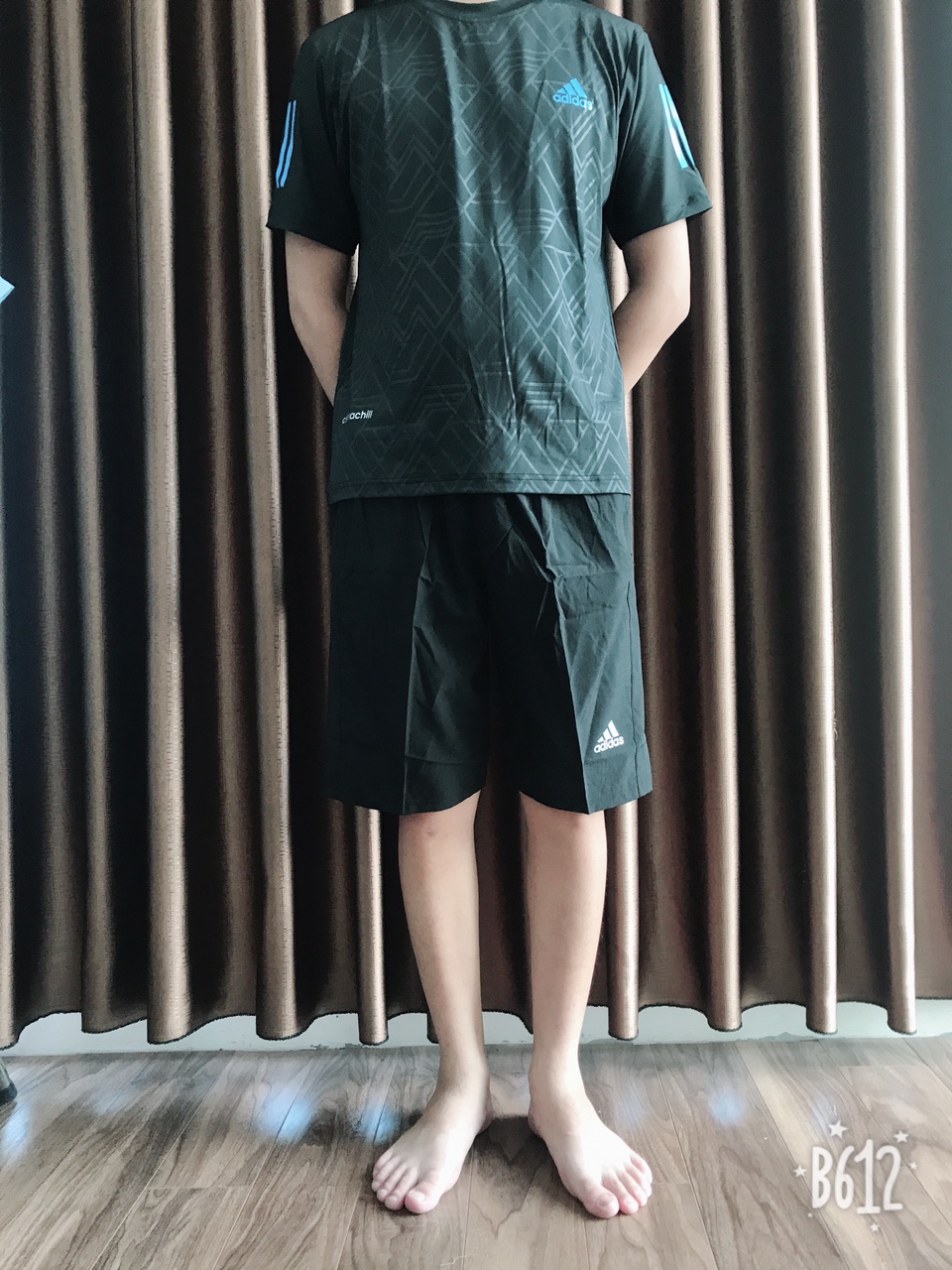 Bộ Nam Adidas Kẻ Tay Cổ Tròn Mới-bán hết cắt mã
