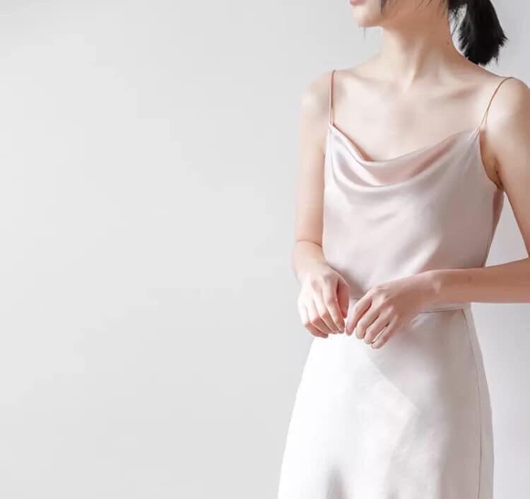 Mua La Pa-Gi - Chân váy lụa satin cao cấp dáng dài đuôi cá - La Nhien  Design - Yeep