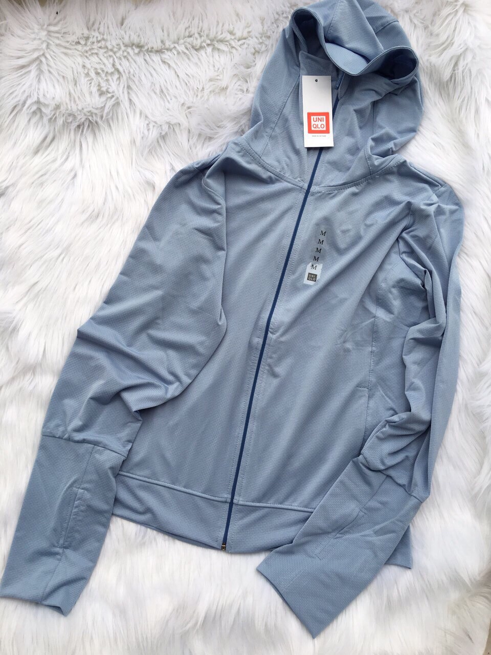 Áo Chống Nắng Nữ Thông Hơi Uniqlo