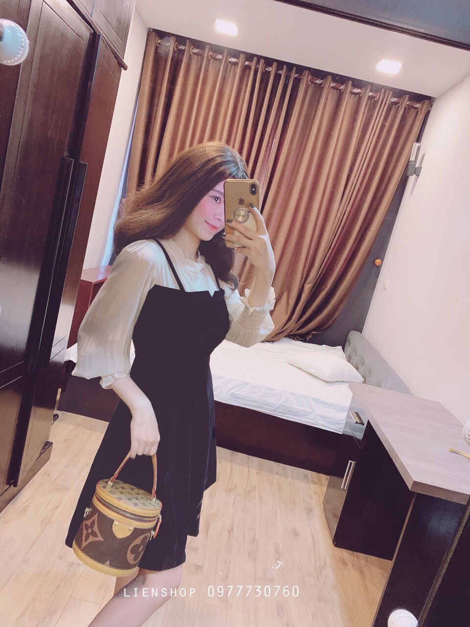 Váy Nhung Xẻ Phối Đen Trắng  - T2/PB.K2b