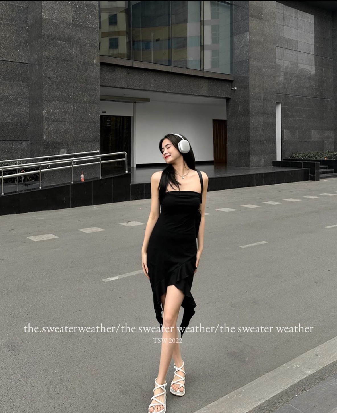 Váy đen chân váy phối tua rua L SEOUL – Hizu Dress Up