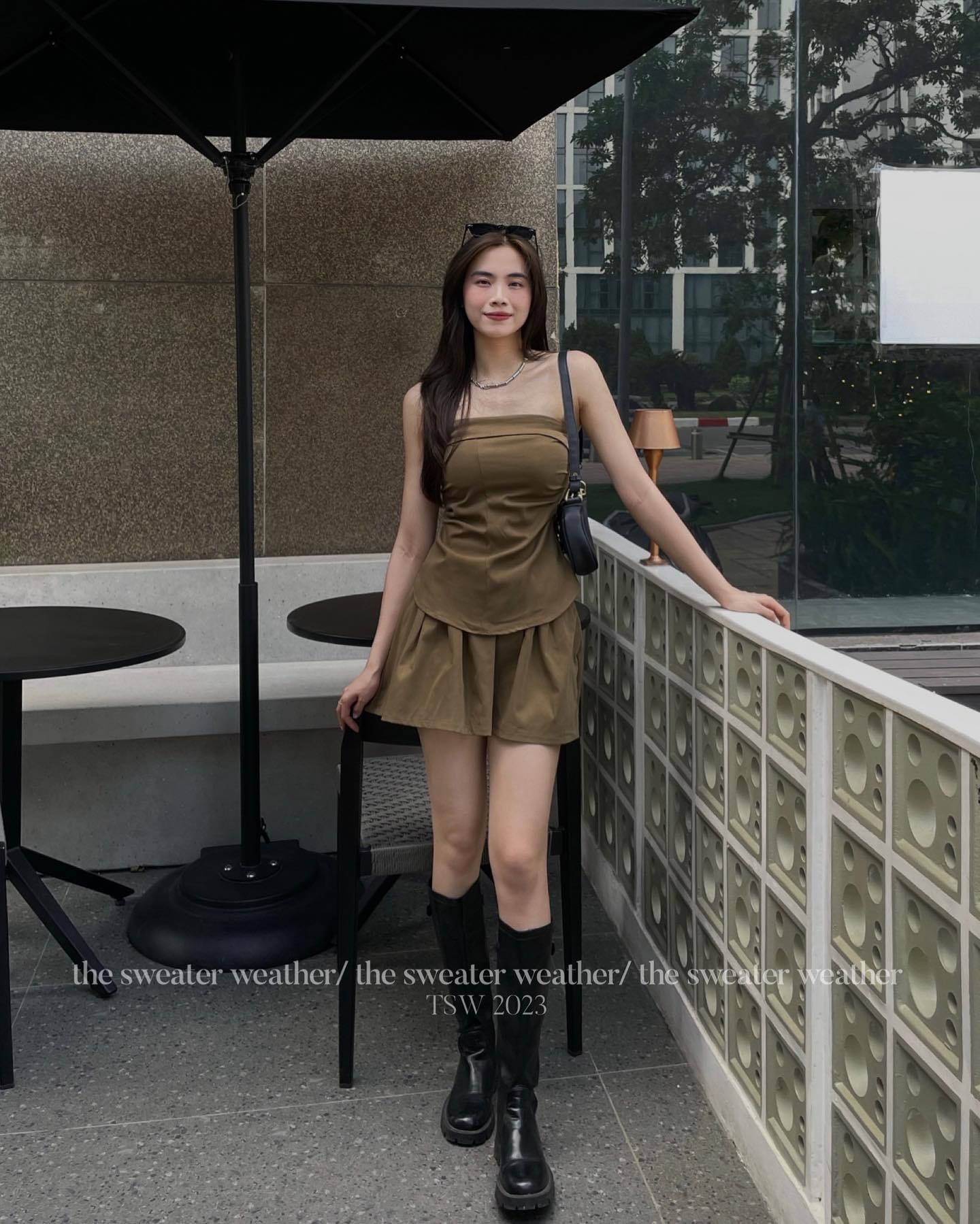 Set áo lệch vai chân váy nhún eo - Thời Trang Hot Girl