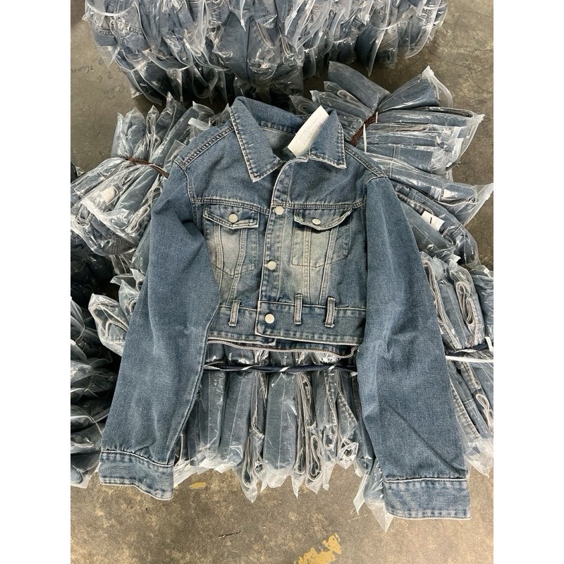 Áo khoác jeans croptop tay dài Khoacjean052