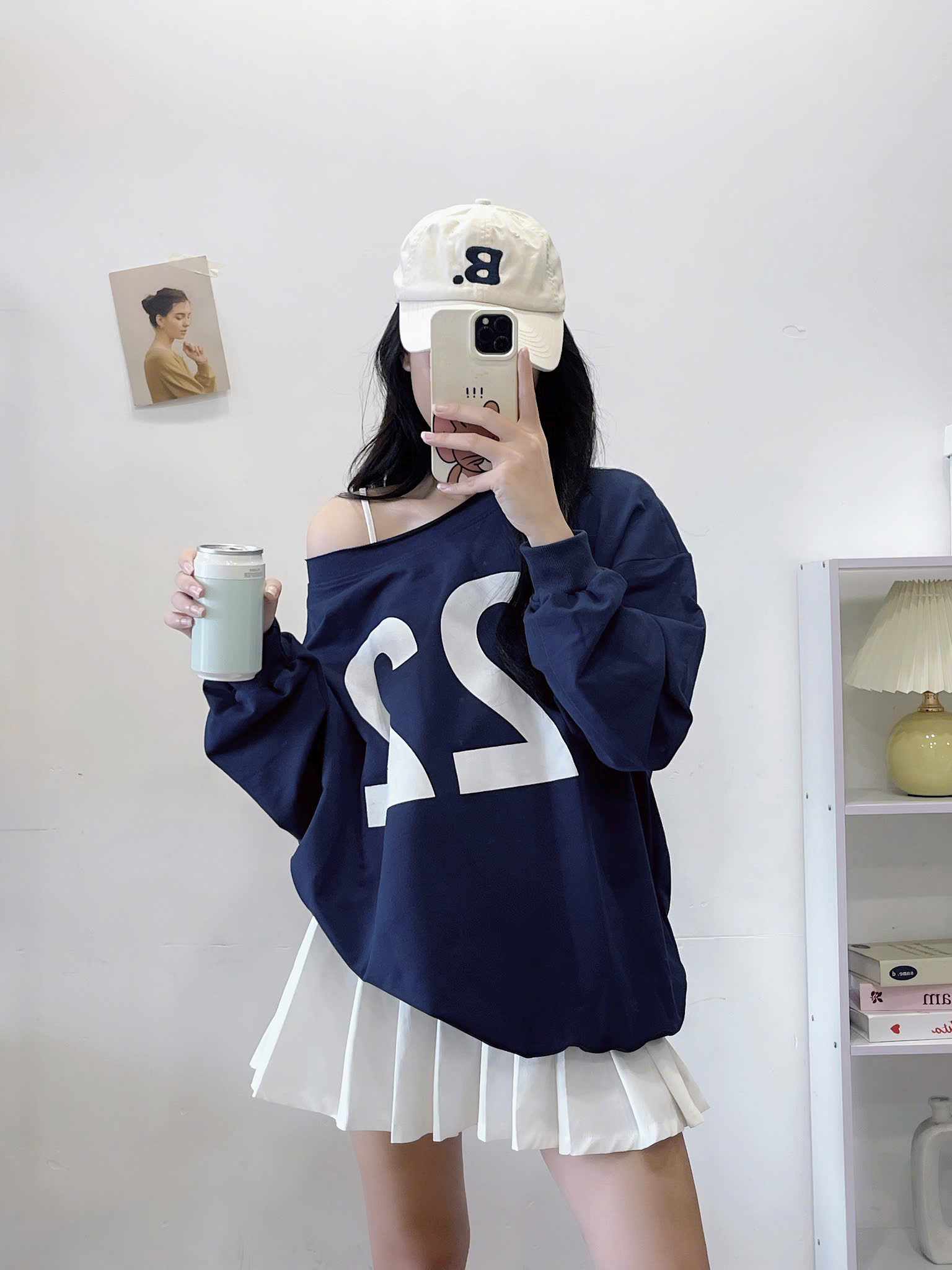 Áo Sweater Dài Tay Số 22 Lệch Vai Aoso22ma501101