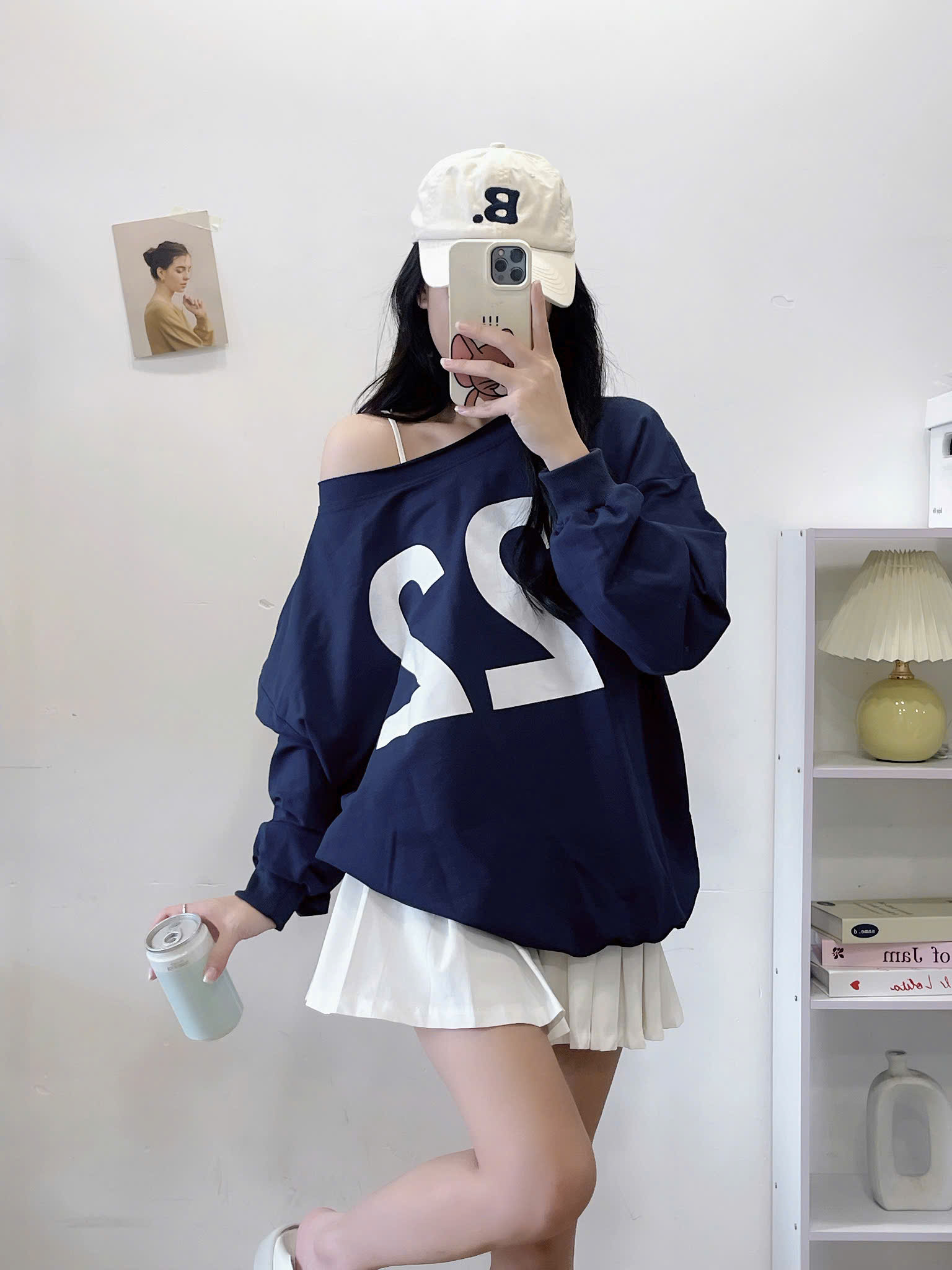 Áo Sweater Dài Tay Số 22 Lệch Vai Aoso22ma501101